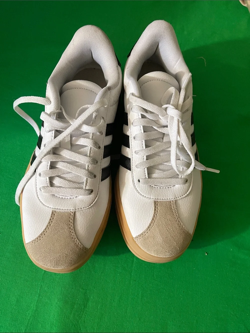 adidas Men’s White Sneakers with Black Stripes and Gum Sole